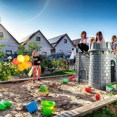 Nyaraló In Near & Pool