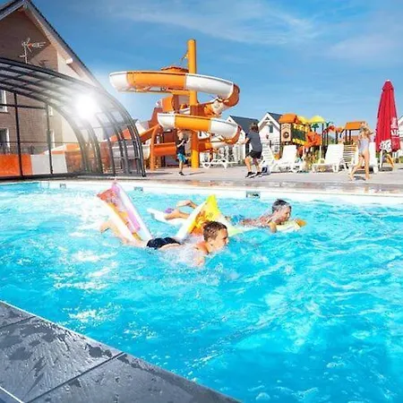 Nyaraló In Near & Pool