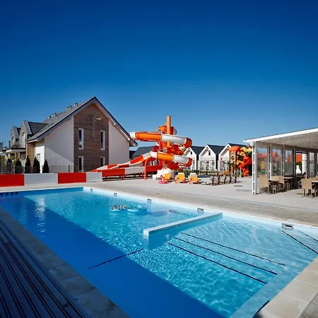 Comfortable Homes With Pool *