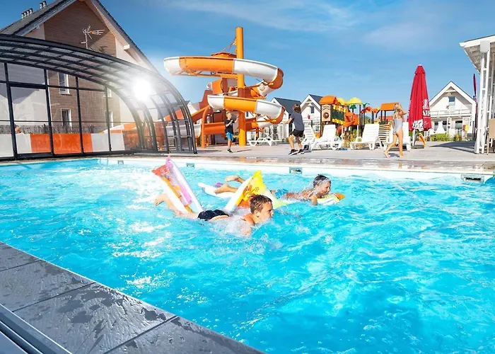 In Near & Pool Hébergement de vacances *